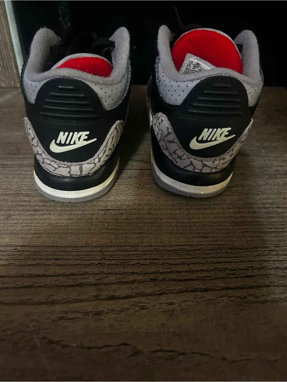 Jordan Kids Black, Gray, and Red Low-Top Sneakers Black Cement 3 Retros size 9c